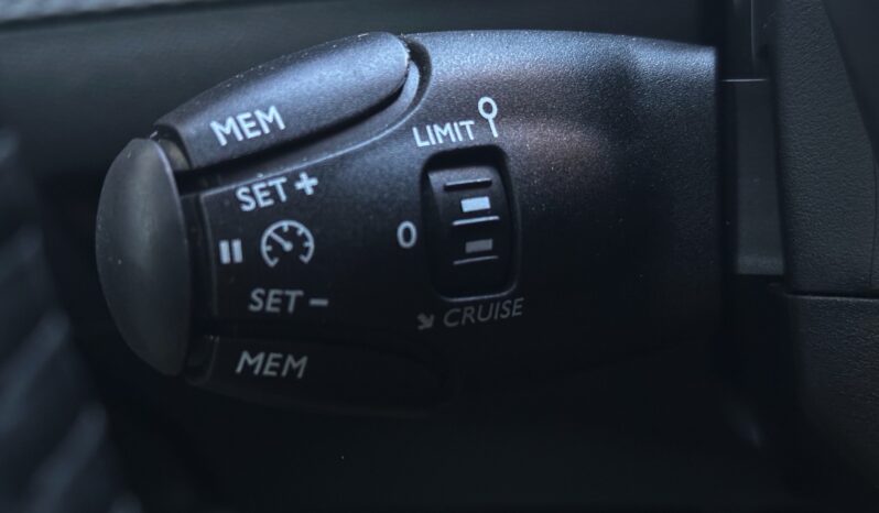 Peugeot 208 75cv Active pieno