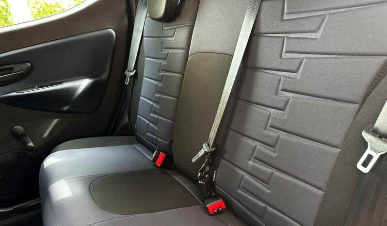 Lancia Ypsilon Platino Hybrid pieno