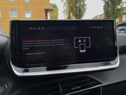 Peugeot 2008 100cv Allure Pack pieno