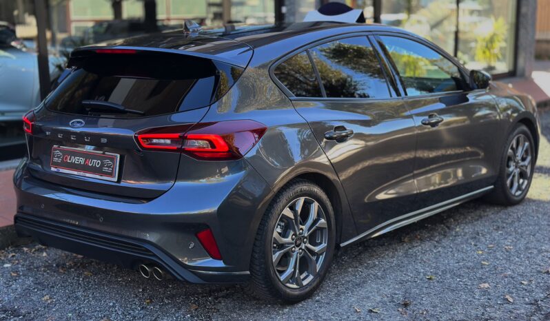 Ford Focus 125cv Hybrid ST Line pieno