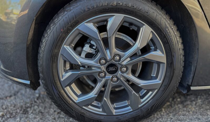 Ford Focus 125cv Hybrid ST Line pieno