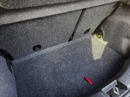 Lancia Ypsilon Hybrid Silver pieno