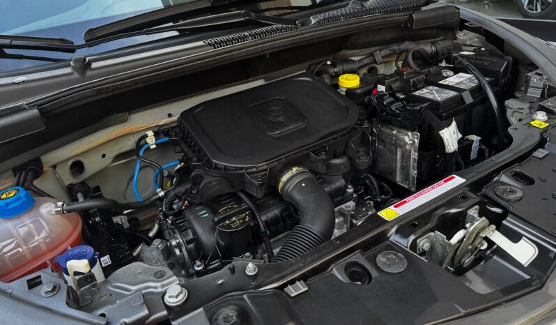 Lancia Ypsilon Hybrid Silver pieno