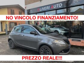 Lancia Ypsilon Hybrid Silver