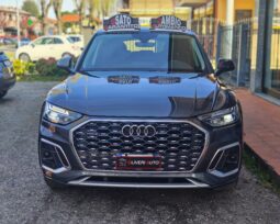 Audi Q5 Sportback 40 meh S-Line QUATTRO pieno