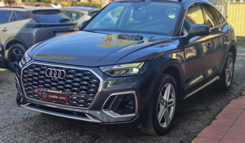 Audi Q5 Sportback 40 meh S-Line QUATTRO pieno