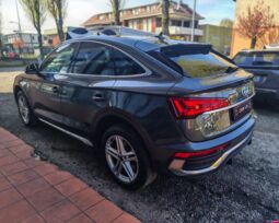 Audi Q5 Sportback 40 meh S-Line QUATTRO pieno