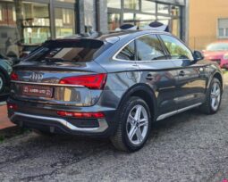 Audi Q5 Sportback 40 meh S-Line QUATTRO pieno