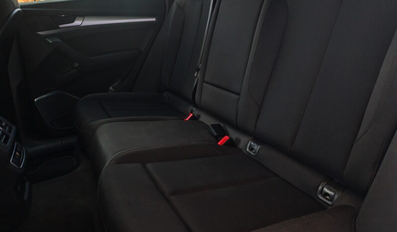 Audi Q5 Sportback 40 meh S-Line QUATTRO pieno