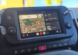 Fiat Panda Hybrid City Cross pieno