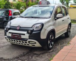 Fiat Panda Hybrid City Cross pieno
