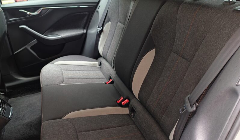 Skoda Kamiq 110cv DSG Style pieno