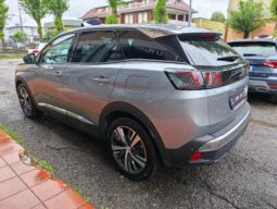 Peugeot 3008 Hybrid4 Plug-in 300cv pieno