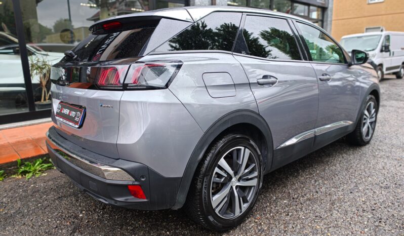 Peugeot 3008 Hybrid4 Plug-in 300cv pieno