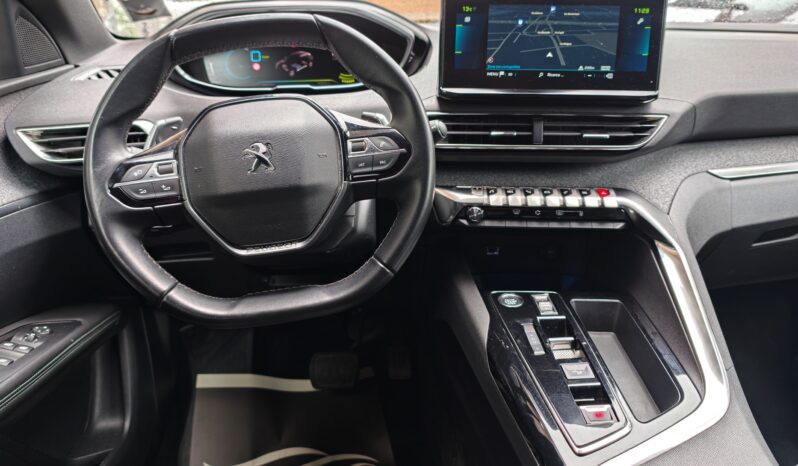 Peugeot 3008 Hybrid4 Plug-in 300cv pieno