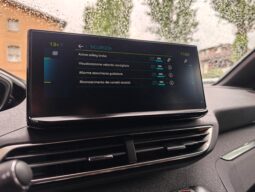 Peugeot 3008 Hybrid4 Plug-in 300cv pieno